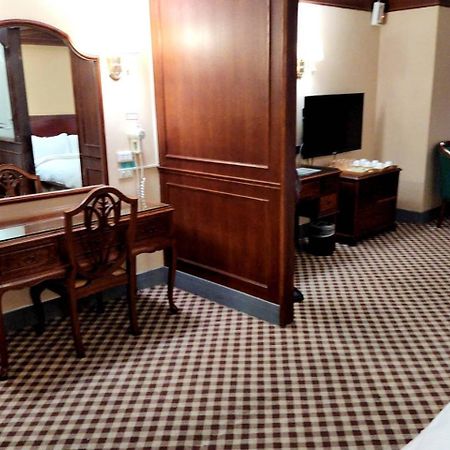Duke Business Hotel Taoyuan Eksteriør bilde